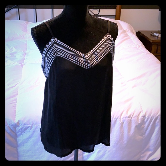 Black tank top - Picture 1 of 3